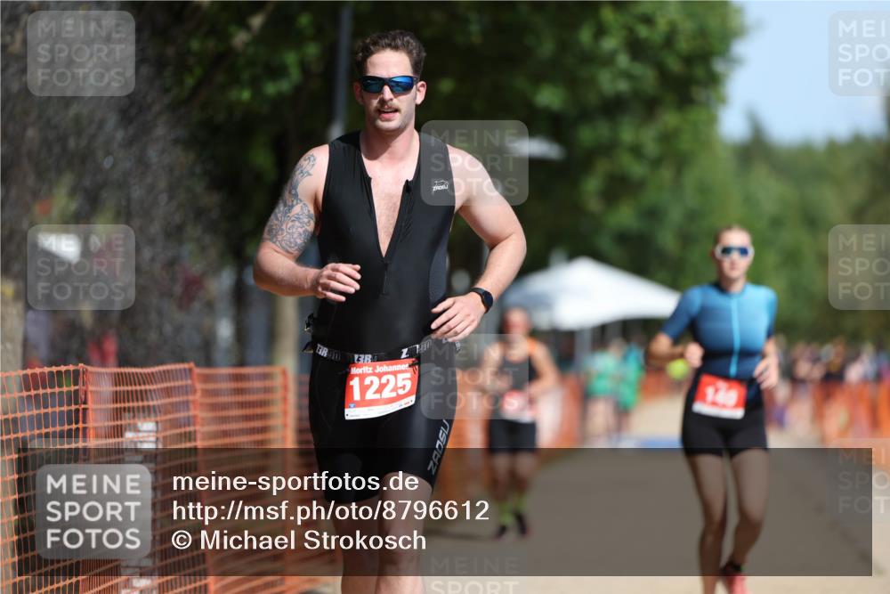 07.09.2025 - 19. Norderstedt Triathlon Michael Strokosch http://msf.ph/oto/8796612 07.09.2025 12:20:04 Laufen 140, 1225, 1278 meine-sportfotos.de
