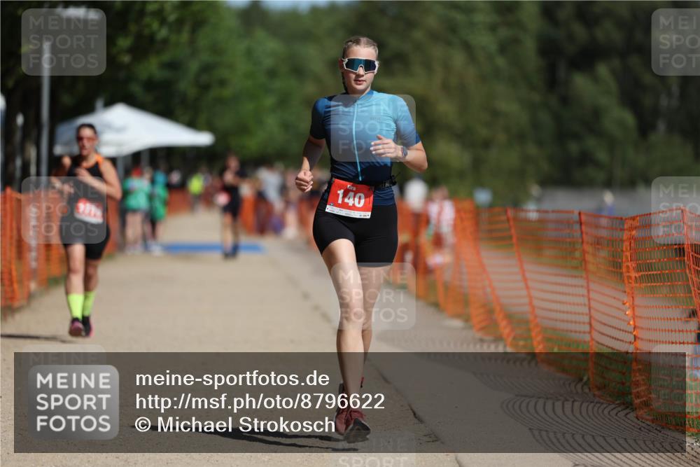 07.09.2025 - 19. Norderstedt Triathlon Michael Strokosch http://msf.ph/oto/8796622 07.09.2025 12:20:06 Laufen 140, 1225, 1278 meine-sportfotos.de