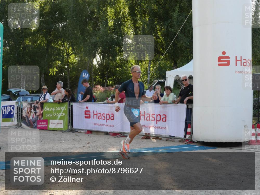 07.09.2025 - 19. Norderstedt Triathlon Zöllner http://msf.ph/oto/8796627 07.09.2025 17:16:52 Ziel 396 meine-sportfotos.de