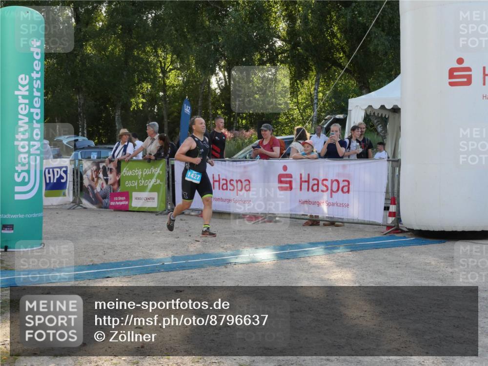 07.09.2025 - 19. Norderstedt Triathlon Zöllner http://msf.ph/oto/8796637 07.09.2025 17:17:00 Ziel 1427 meine-sportfotos.de