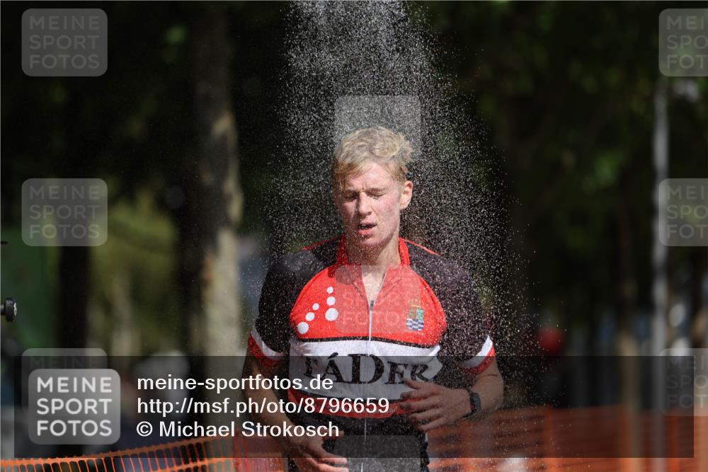 07.09.2025 - 19. Norderstedt Triathlon Michael Strokosch http://msf.ph/oto/8796659 07.09.2025 11:55:26 Laufen 228, 710, 734, 746, 1164, 1173, 1202 meine-sportfotos.de