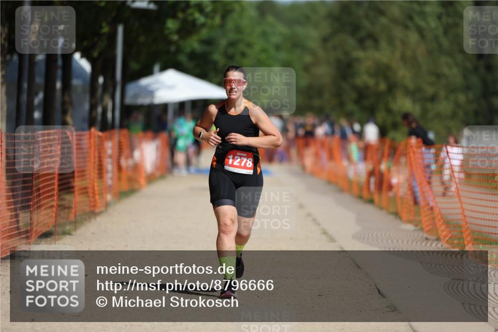 07.09.2025 - 19. Norderstedt Triathlon Michael Strokosch http://msf.ph/oto/8796666 07.09.2025 12:20:09 Laufen 140, 1225, 1278 meine-sportfotos.de