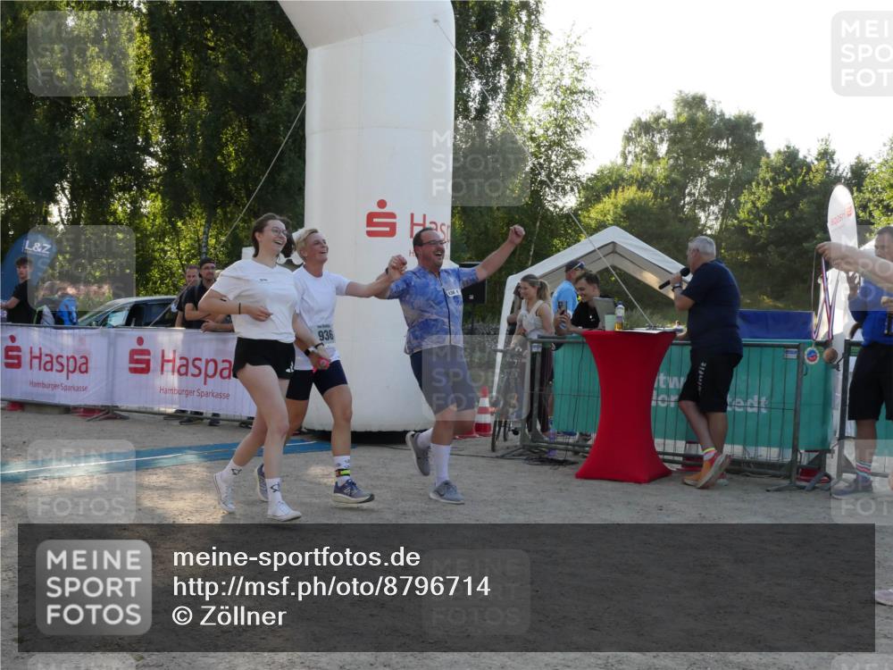 07.09.2025 - 19. Norderstedt Triathlon Zöllner http://msf.ph/oto/8796714 07.09.2025 17:19:26 Ziel 936 meine-sportfotos.de