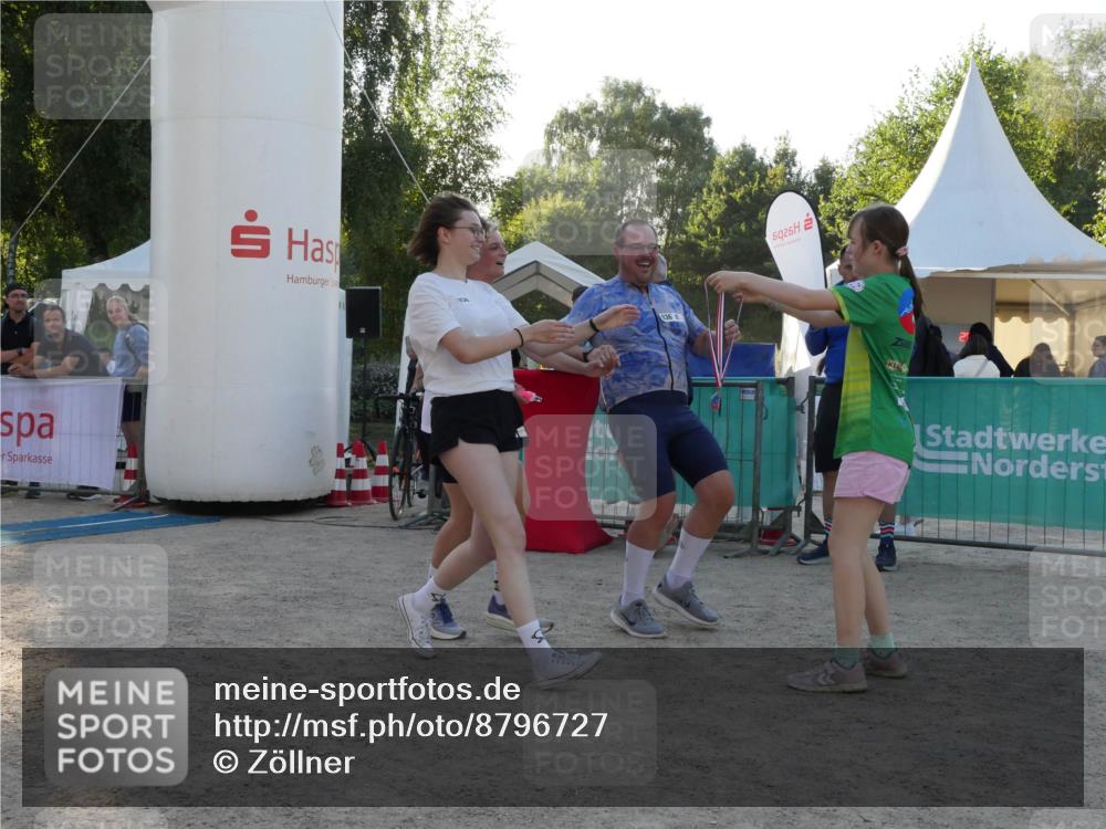 07.09.2025 - 19. Norderstedt Triathlon Zöllner http://msf.ph/oto/8796727 07.09.2025 17:19:27 Ziel 936 meine-sportfotos.de