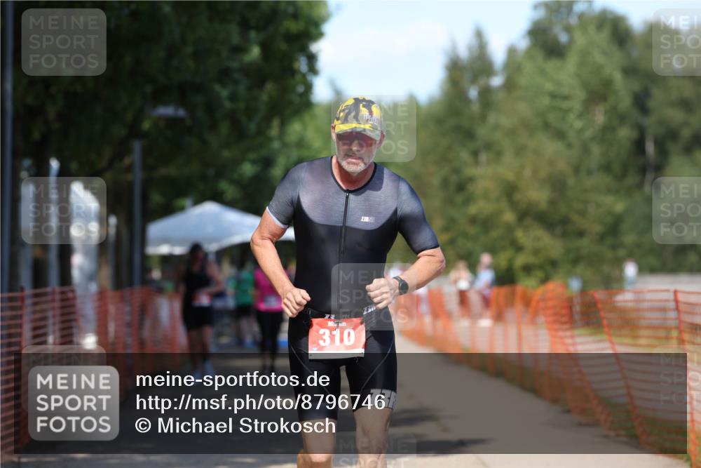 07.09.2025 - 19. Norderstedt Triathlon Michael Strokosch http://msf.ph/oto/8796746 07.09.2025 13:56:28 Laufen 310 meine-sportfotos.de