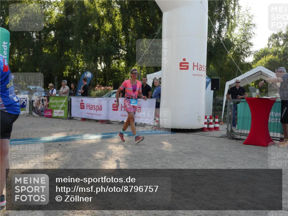 07.09.2025 - 19. Norderstedt Triathlon Zöllner http://msf.ph/oto/8796757 07.09.2025 17:19:53 Ziel 897 meine-sportfotos.de