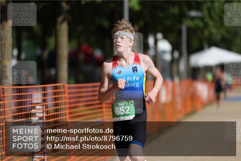 07.09.2025 - 19. Norderstedt Triathlon Michael Strokosch http://msf.ph/oto/8796759 07.09.2025 10:52:30 Laufen 84, 652 meine-sportfotos.de