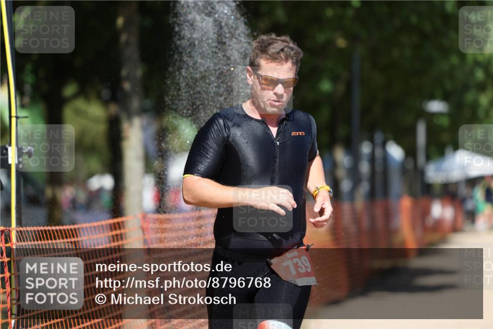 07.09.2025 - 19. Norderstedt Triathlon Michael Strokosch http://msf.ph/oto/8796768 07.09.2025 13:03:34 Laufen 739 meine-sportfotos.de