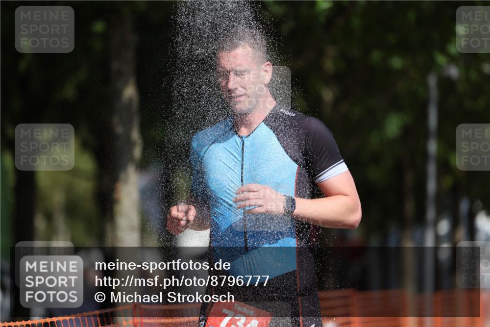 07.09.2025 - 19. Norderstedt Triathlon Michael Strokosch http://msf.ph/oto/8796777 07.09.2025 11:55:32 Laufen 734, 1164, 1173 meine-sportfotos.de