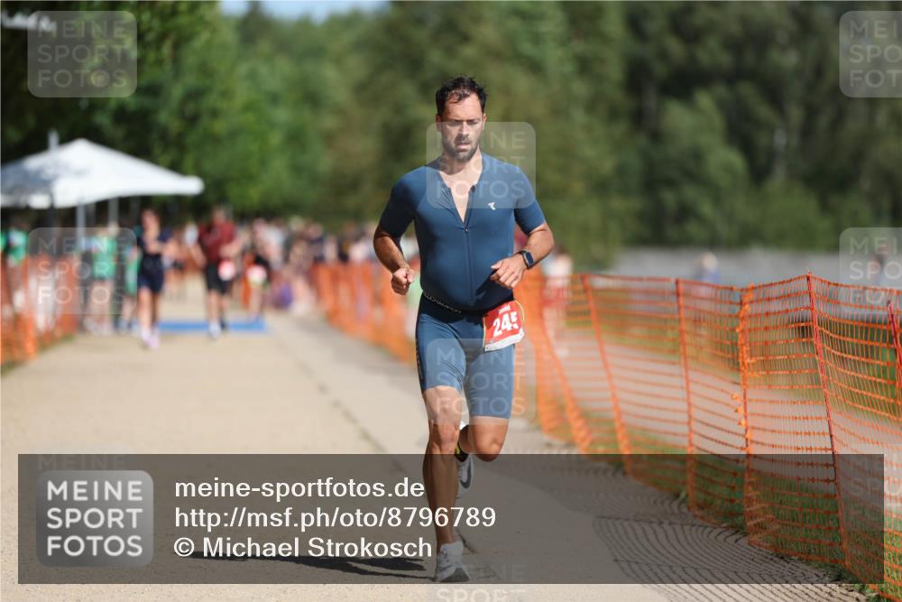 07.09.2025 - 19. Norderstedt Triathlon Michael Strokosch http://msf.ph/oto/8796789 07.09.2025 12:20:41 Laufen 245 meine-sportfotos.de