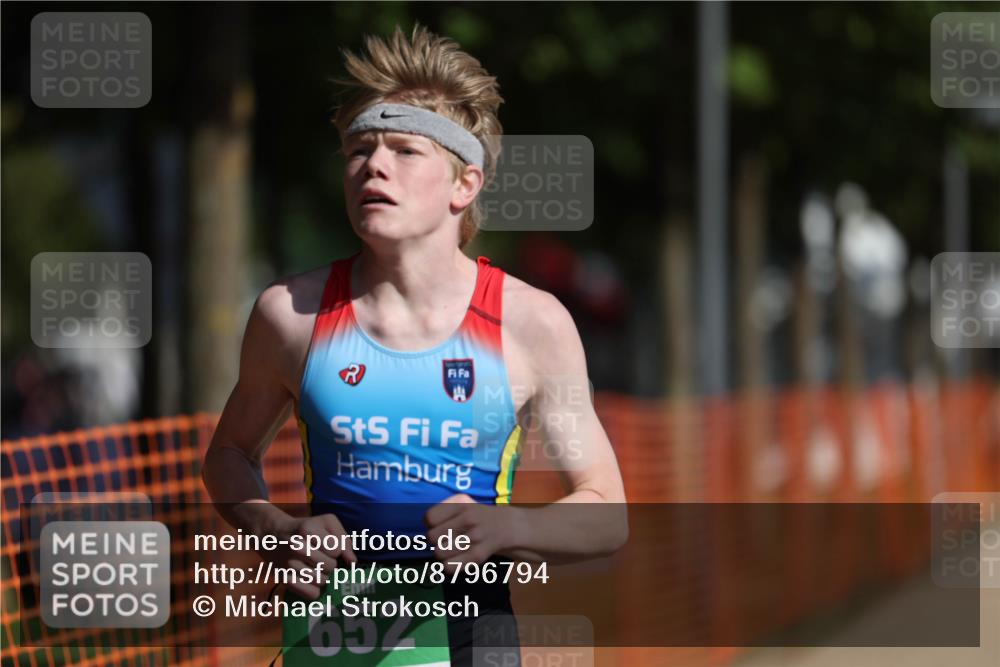 07.09.2025 - 19. Norderstedt Triathlon Michael Strokosch http://msf.ph/oto/8796794 07.09.2025 10:52:31 Laufen 84, 652 meine-sportfotos.de