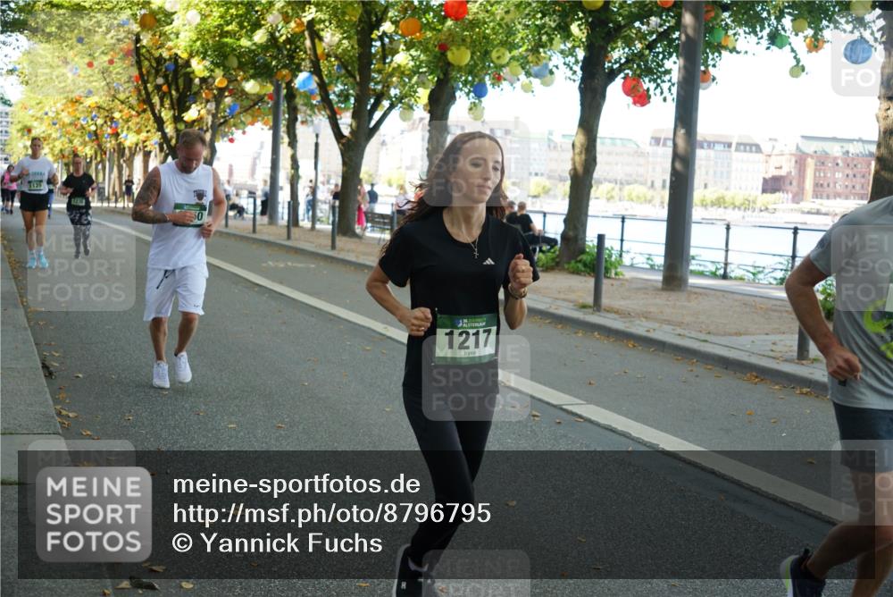 07.09.2025 - BARMER Alsterlauf Yannick Fuchs http://msf.ph/oto/8796795 07.09.2025 11:44:53 Laufen 1129, 136, 1217 meine-sportfotos.de