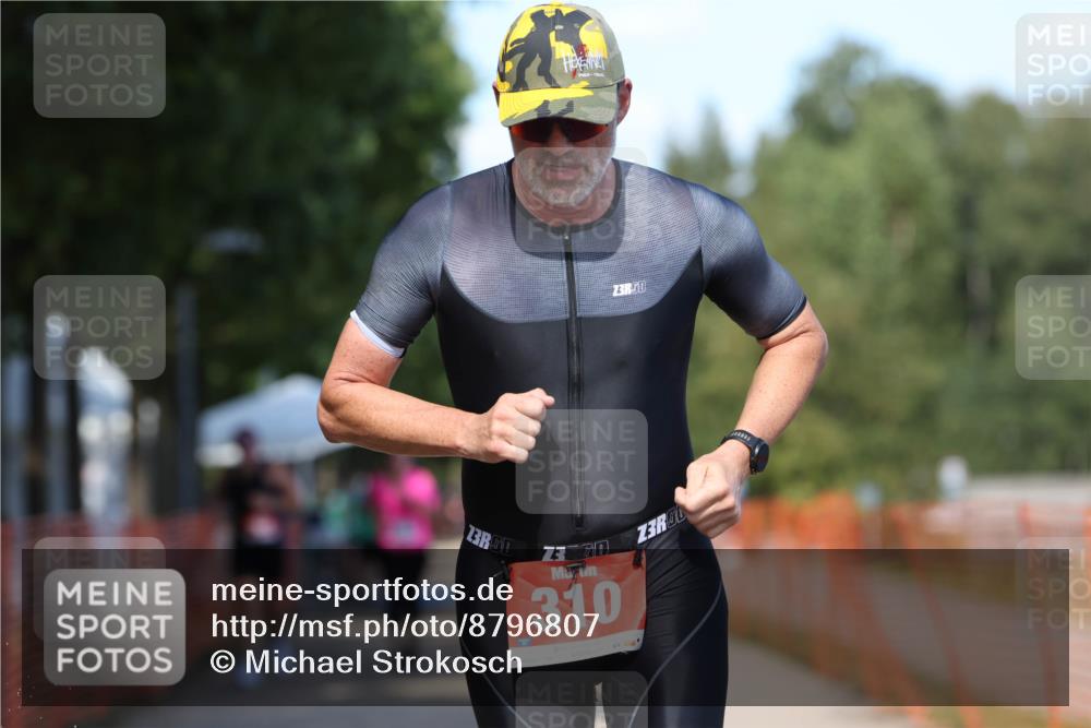 07.09.2025 - 19. Norderstedt Triathlon Michael Strokosch http://msf.ph/oto/8796807 07.09.2025 13:56:30 Laufen 310 meine-sportfotos.de