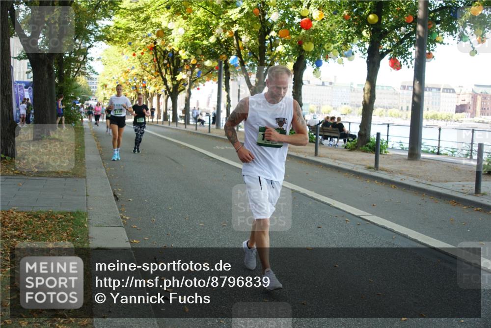 07.09.2025 - BARMER Alsterlauf Yannick Fuchs http://msf.ph/oto/8796839 07.09.2025 11:44:54 Laufen 1129, 11208 meine-sportfotos.de