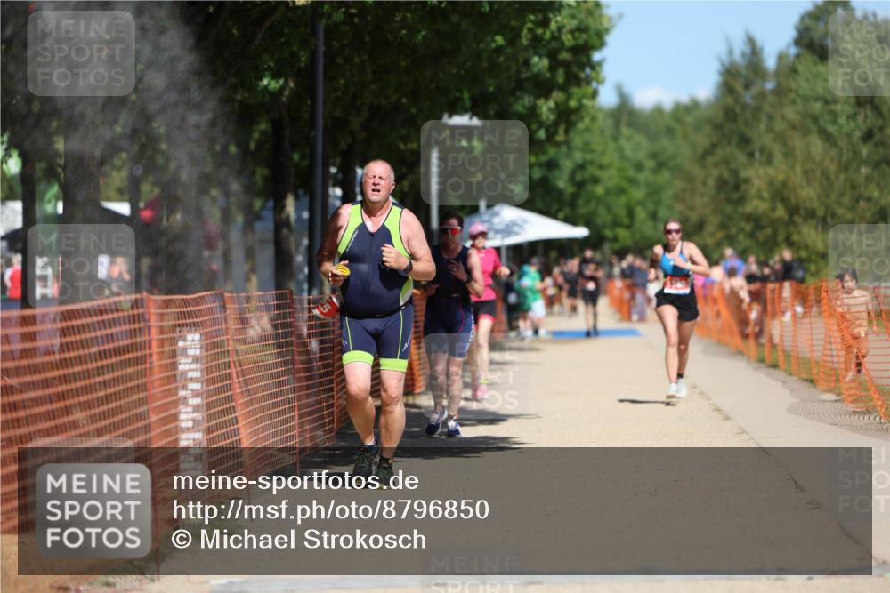 07.09.2025 - 19. Norderstedt Triathlon Michael Strokosch http://msf.ph/oto/8796850 07.09.2025 13:03:54 Laufen 216, 218, 725, 1339, 1385 meine-sportfotos.de