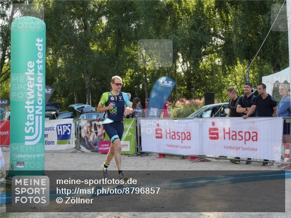 07.09.2025 - 19. Norderstedt Triathlon Zöllner http://msf.ph/oto/8796857 07.09.2025 17:22:17 Ziel 923 meine-sportfotos.de
