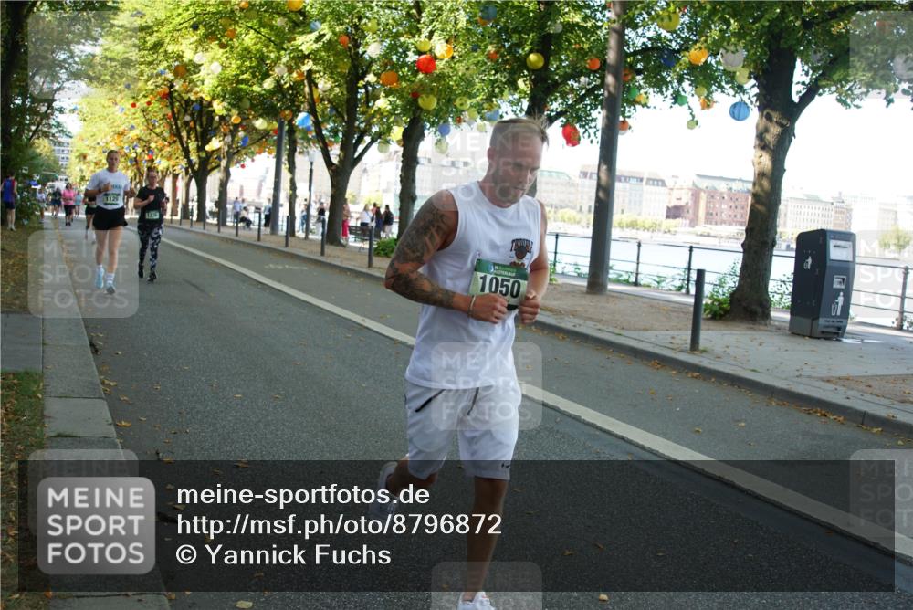 07.09.2025 - BARMER Alsterlauf Yannick Fuchs http://msf.ph/oto/8796872 07.09.2025 11:44:55 Laufen 1129, 1230, 1050 meine-sportfotos.de