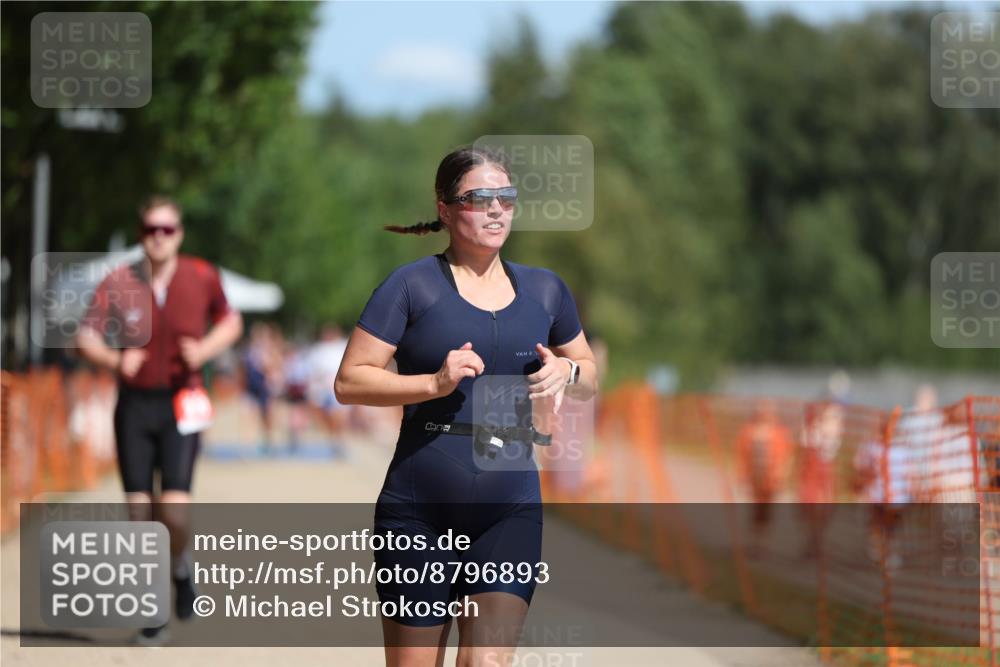 07.09.2025 - 19. Norderstedt Triathlon Michael Strokosch http://msf.ph/oto/8796893 07.09.2025 12:20:57 Laufen 280, 1368 meine-sportfotos.de
