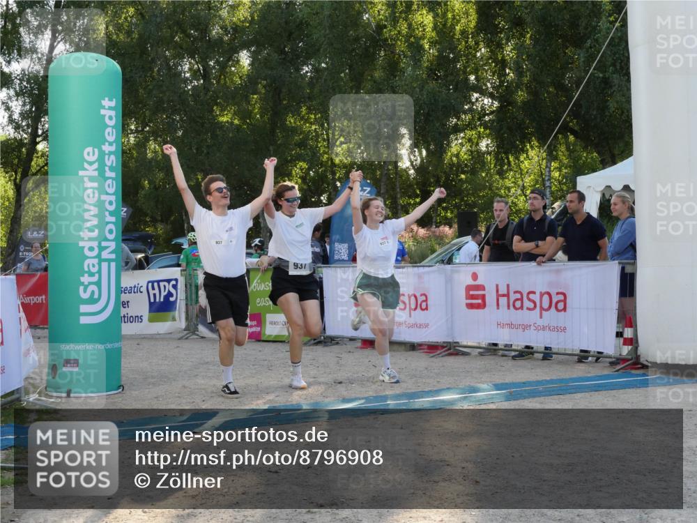 07.09.2025 - 19. Norderstedt Triathlon Zöllner http://msf.ph/oto/8796908 07.09.2025 17:22:36 Ziel 937 meine-sportfotos.de
