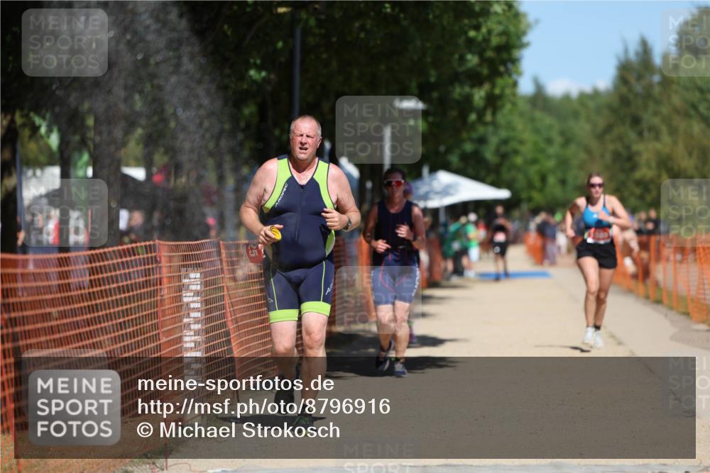 07.09.2025 - 19. Norderstedt Triathlon Michael Strokosch http://msf.ph/oto/8796916 07.09.2025 13:03:55 Laufen 216, 218, 725, 1339, 1385 meine-sportfotos.de