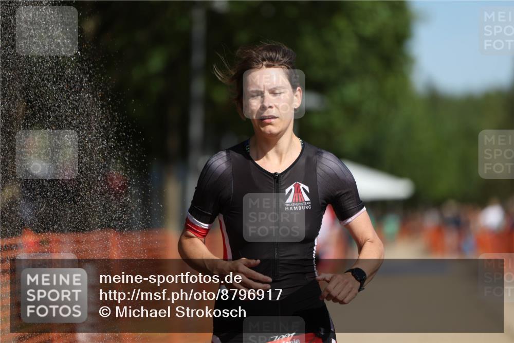 07.09.2025 - 19. Norderstedt Triathlon Michael Strokosch http://msf.ph/oto/8796917 07.09.2025 11:55:49 Laufen 1236, 1390 meine-sportfotos.de