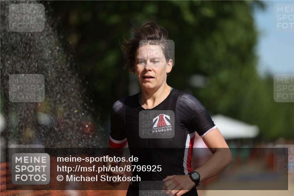 07.09.2025 - 19. Norderstedt Triathlon Michael Strokosch http://msf.ph/oto/8796925 07.09.2025 11:55:50 Laufen 1236, 1390 meine-sportfotos.de