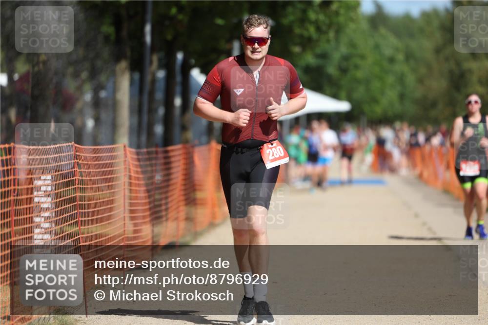 07.09.2025 - 19. Norderstedt Triathlon Michael Strokosch http://msf.ph/oto/8796929 07.09.2025 12:20:59 Laufen 280, 1258, 1368 meine-sportfotos.de