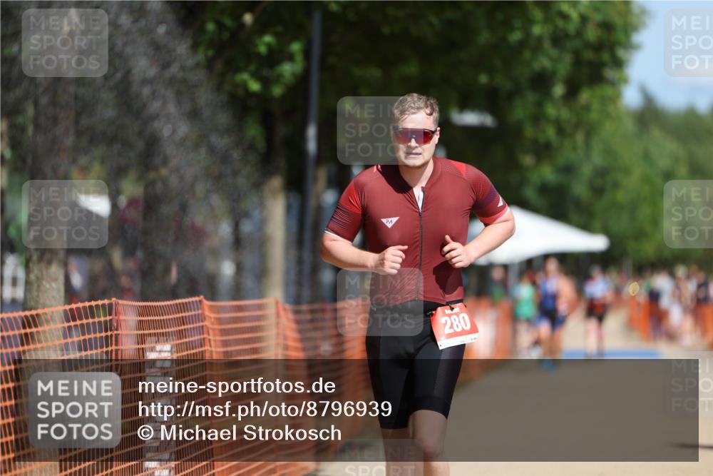 07.09.2025 - 19. Norderstedt Triathlon Michael Strokosch http://msf.ph/oto/8796939 07.09.2025 12:21:00 Laufen 280, 1258, 1368 meine-sportfotos.de