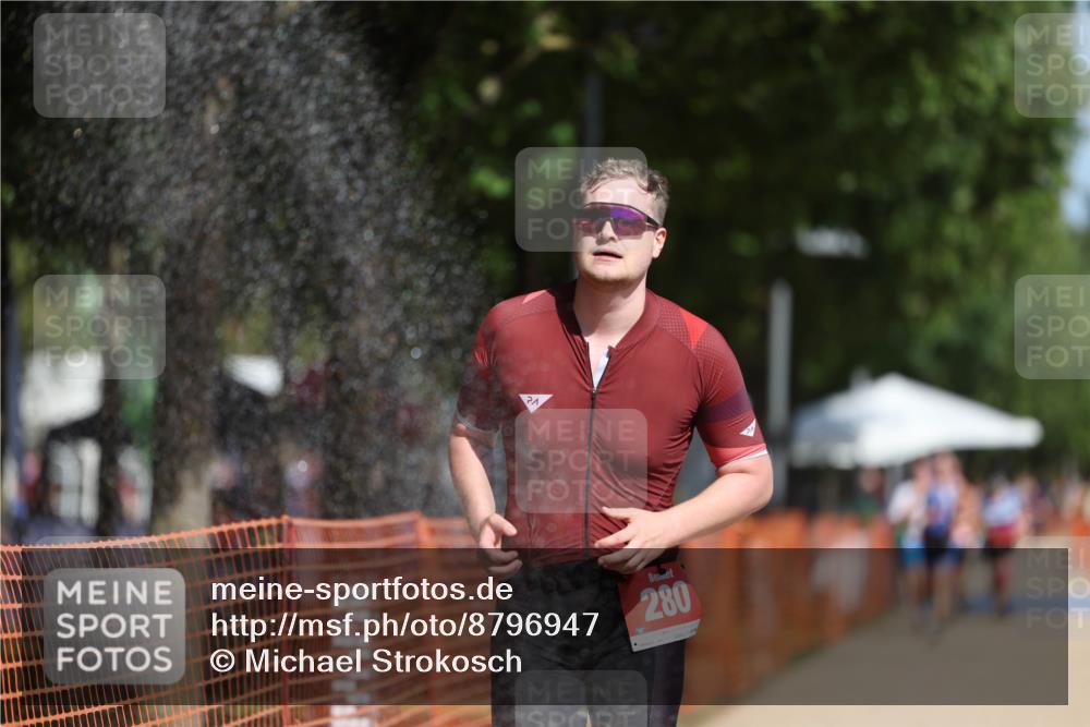 07.09.2025 - 19. Norderstedt Triathlon Michael Strokosch http://msf.ph/oto/8796947 07.09.2025 12:21:01 Laufen 280, 1258, 1368 meine-sportfotos.de