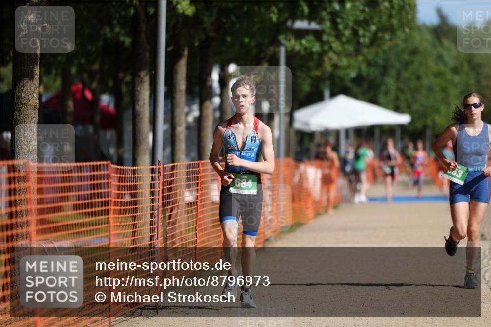 07.09.2025 - 19. Norderstedt Triathlon Michael Strokosch http://msf.ph/oto/8796973 07.09.2025 10:53:30 Laufen 653, 684 meine-sportfotos.de