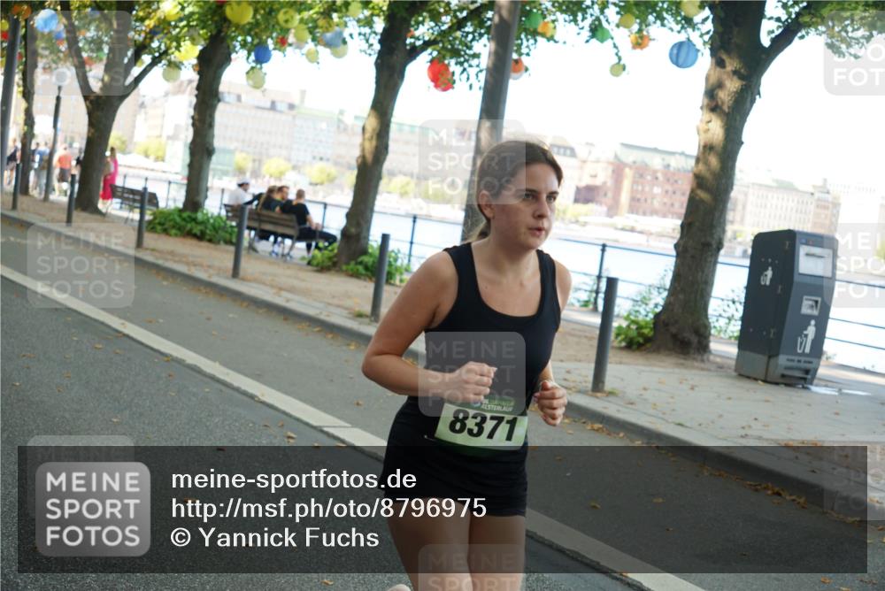 07.09.2025 - BARMER Alsterlauf Yannick Fuchs http://msf.ph/oto/8796975 07.09.2025 11:45:03 Laufen 36, 8371 meine-sportfotos.de