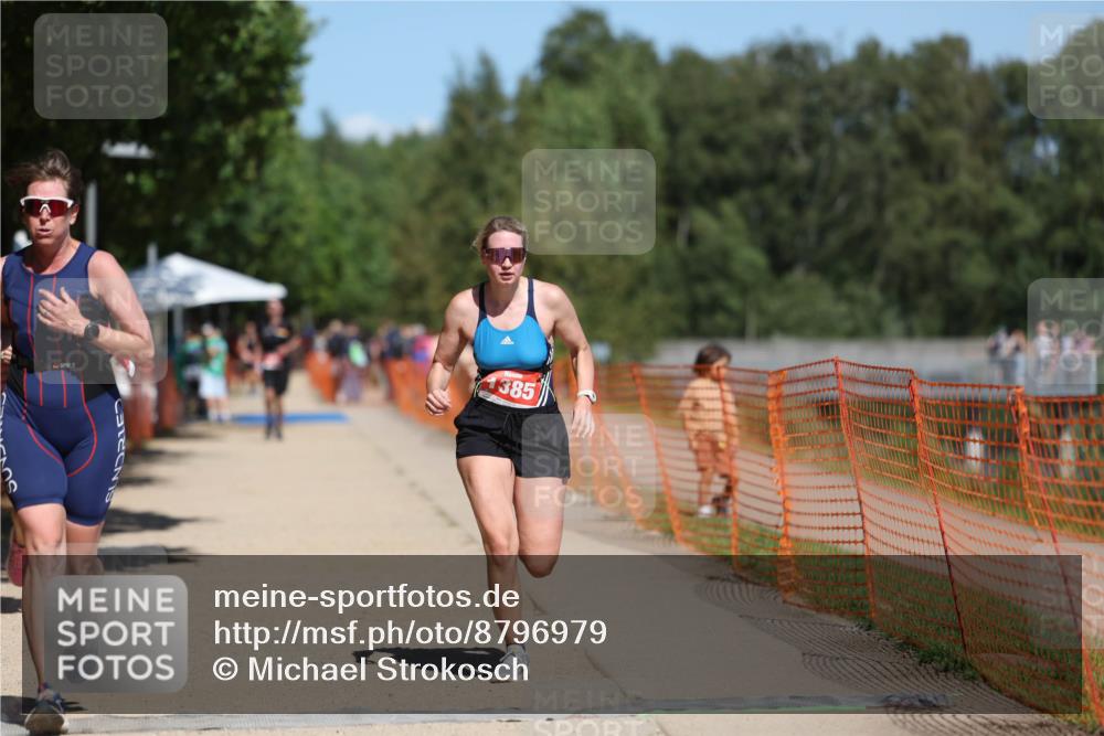 07.09.2025 - 19. Norderstedt Triathlon Michael Strokosch http://msf.ph/oto/8796979 07.09.2025 13:03:58 Laufen 216, 725, 1339, 1385 meine-sportfotos.de