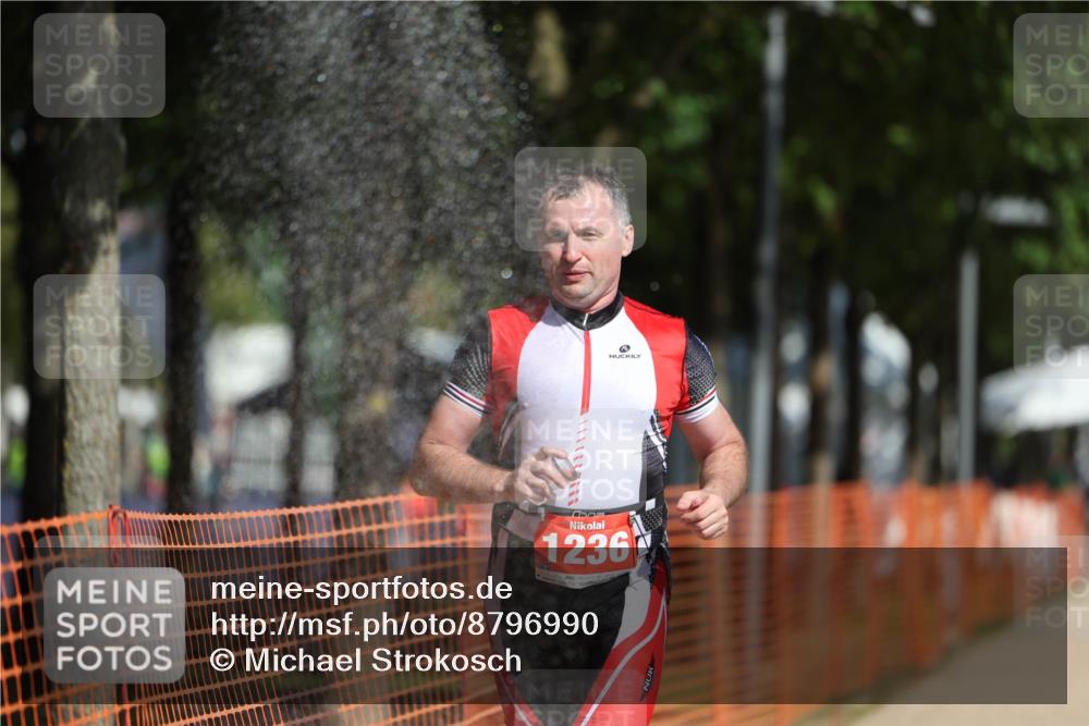 07.09.2025 - 19. Norderstedt Triathlon Michael Strokosch http://msf.ph/oto/8796990 07.09.2025 11:55:57 Laufen 1236 meine-sportfotos.de