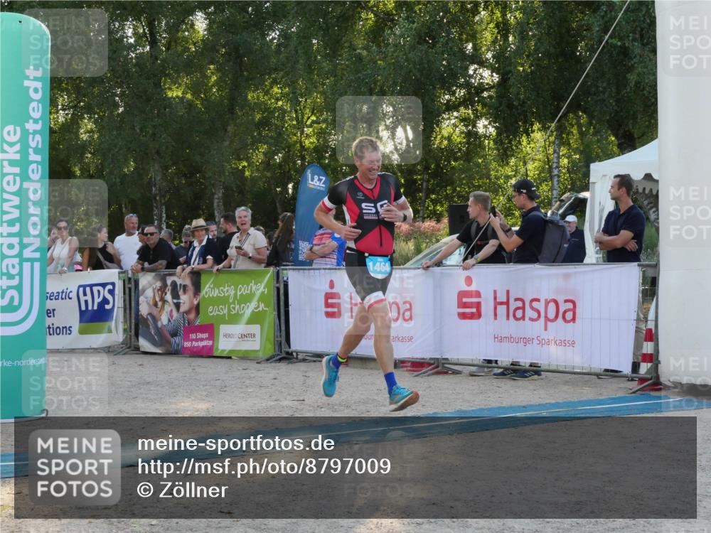 07.09.2025 - 19. Norderstedt Triathlon Zöllner http://msf.ph/oto/8797009 07.09.2025 17:26:03 Ziel 871, 1464 meine-sportfotos.de