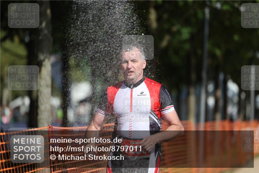 07.09.2025 - 19. Norderstedt Triathlon Michael Strokosch http://msf.ph/oto/8797011 07.09.2025 11:55:57 Laufen 1236 meine-sportfotos.de