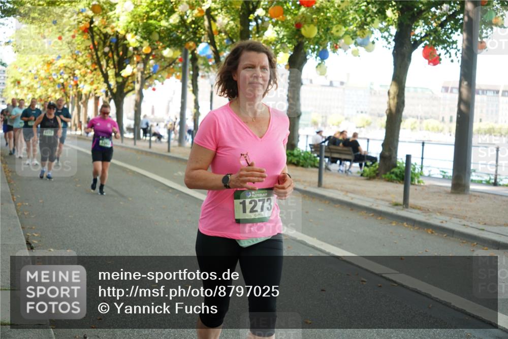 07.09.2025 - BARMER Alsterlauf Yannick Fuchs http://msf.ph/oto/8797025 07.09.2025 11:45:08 Laufen 36, 1273 meine-sportfotos.de