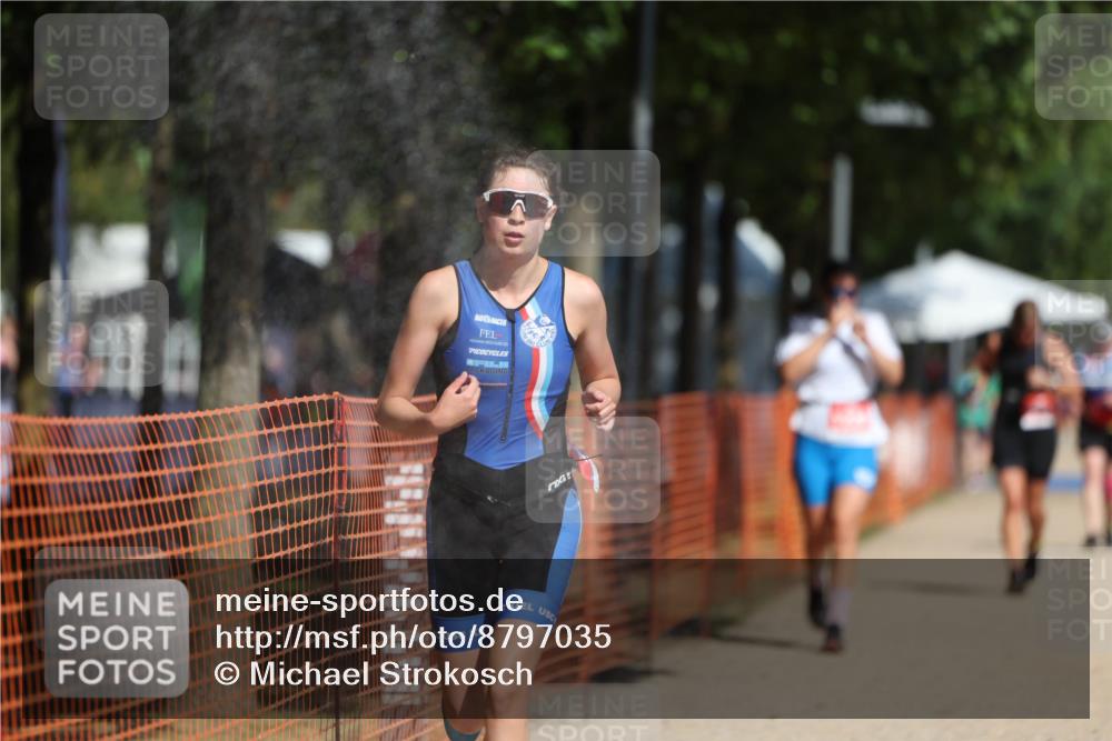 07.09.2025 - 19. Norderstedt Triathlon Michael Strokosch http://msf.ph/oto/8797035 07.09.2025 12:21:11 Laufen 168, 1220 meine-sportfotos.de