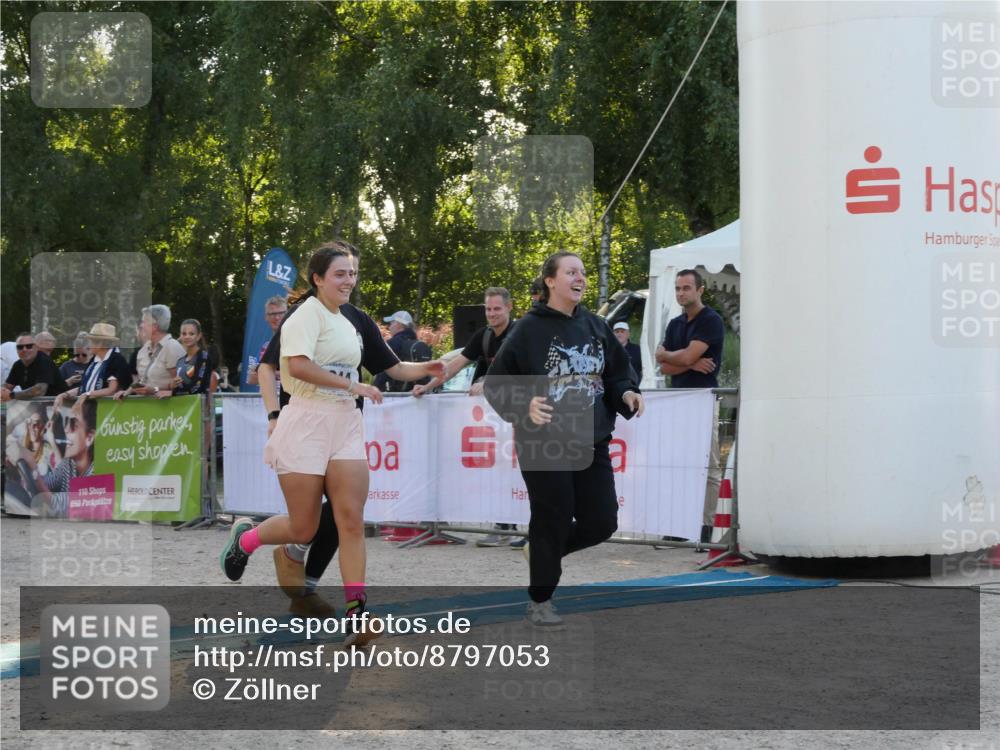 07.09.2025 - 19. Norderstedt Triathlon Zöllner http://msf.ph/oto/8797053 07.09.2025 17:26:10 Ziel 871, 944, 1464 meine-sportfotos.de