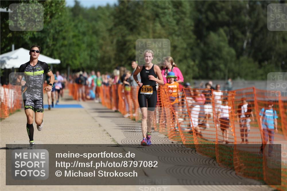 07.09.2025 - 19. Norderstedt Triathlon Michael Strokosch http://msf.ph/oto/8797082 07.09.2025 11:56:25 Laufen 1155, 1175 meine-sportfotos.de