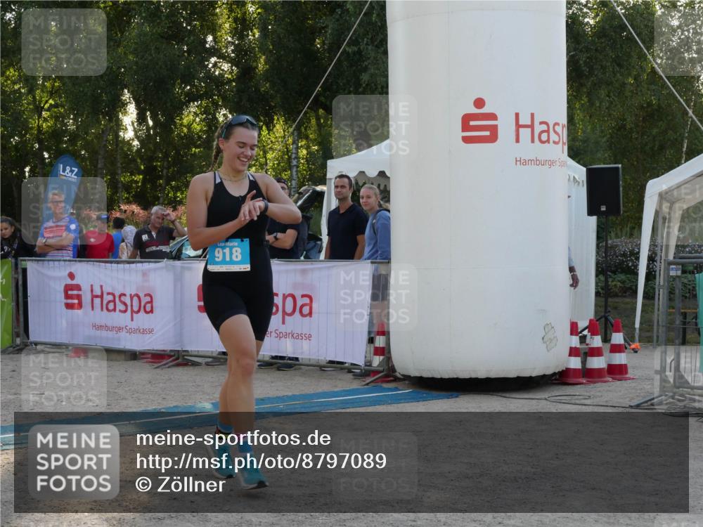 07.09.2025 - 19. Norderstedt Triathlon Zöllner http://msf.ph/oto/8797089 07.09.2025 17:27:20 Ziel 918 meine-sportfotos.de