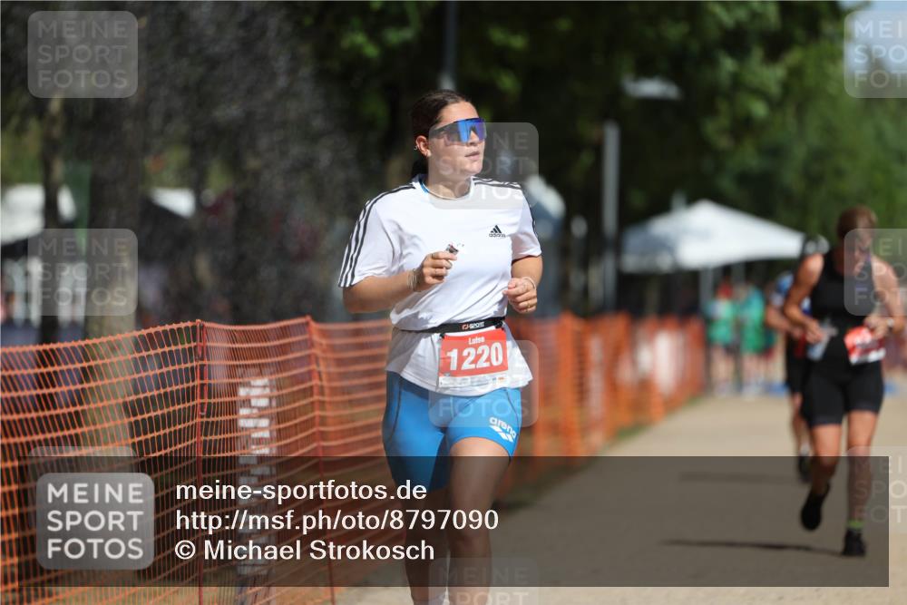 07.09.2025 - 19. Norderstedt Triathlon Michael Strokosch http://msf.ph/oto/8797090 07.09.2025 12:21:15 Laufen 168, 845, 1220 meine-sportfotos.de