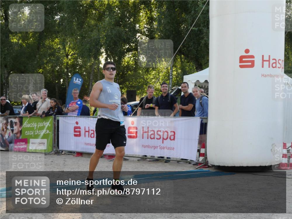 07.09.2025 - 19. Norderstedt Triathlon Zöllner http://msf.ph/oto/8797112 07.09.2025 17:28:26 Ziel 378 meine-sportfotos.de
