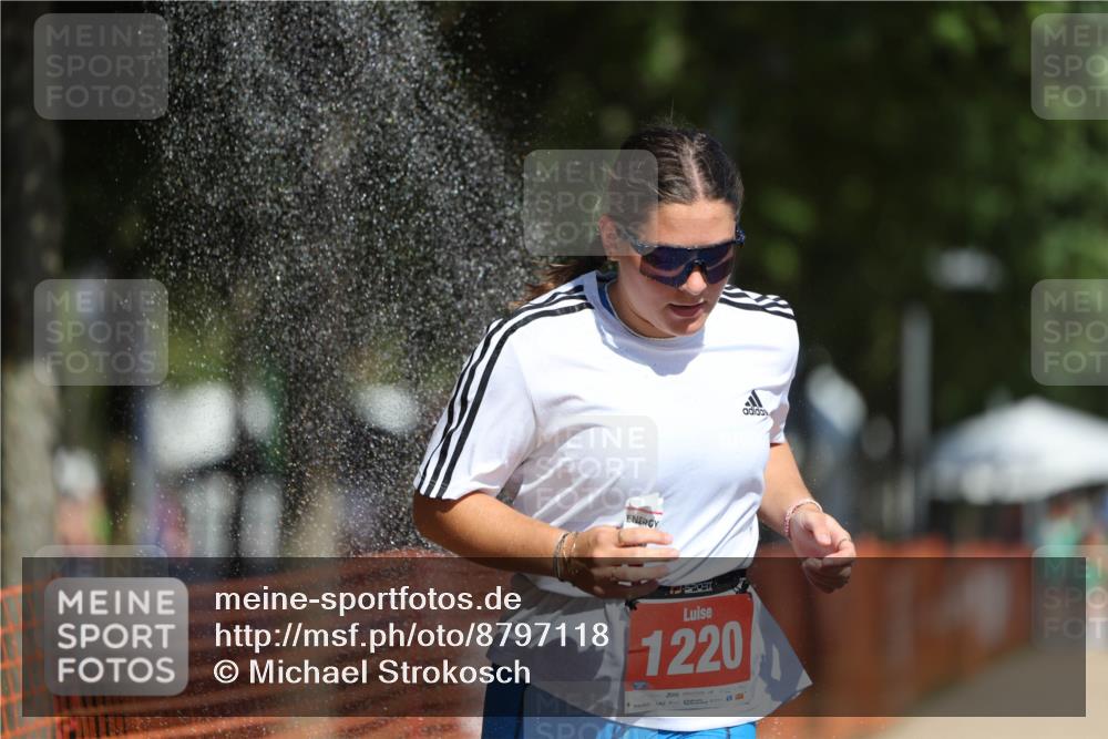 07.09.2025 - 19. Norderstedt Triathlon Michael Strokosch http://msf.ph/oto/8797118 07.09.2025 12:21:17 Laufen 233, 845, 1220 meine-sportfotos.de