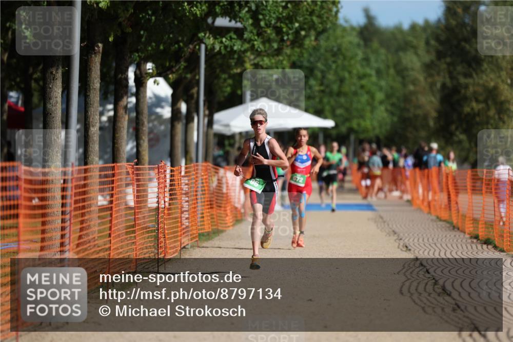 07.09.2025 - 19. Norderstedt Triathlon Michael Strokosch http://msf.ph/oto/8797134 07.09.2025 10:53:40 Laufen 96, 672 meine-sportfotos.de