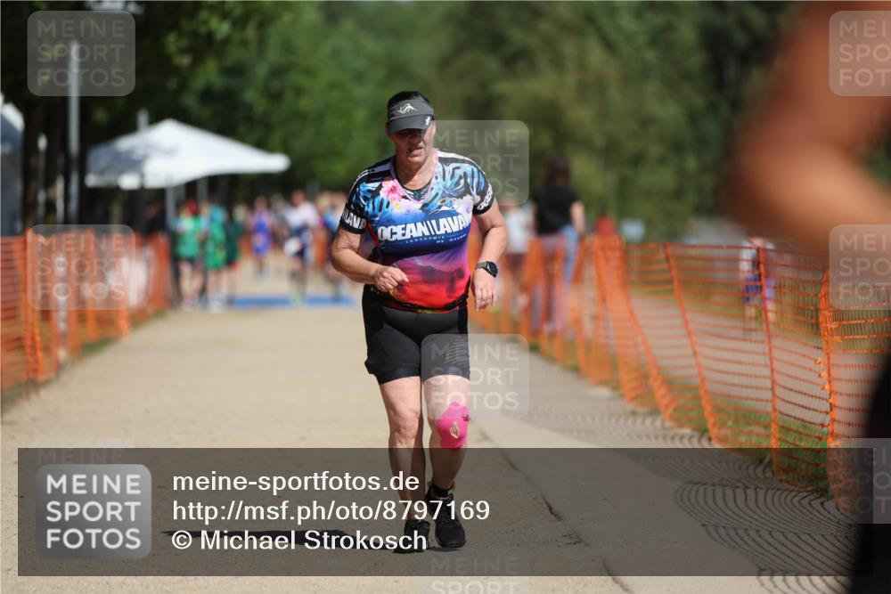 07.09.2025 - 19. Norderstedt Triathlon Michael Strokosch http://msf.ph/oto/8797169 07.09.2025 12:21:22 Laufen 233, 845 meine-sportfotos.de