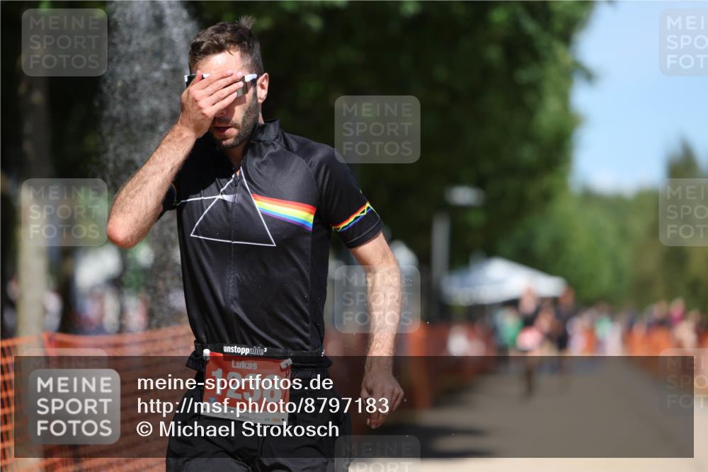 07.09.2025 - 19. Norderstedt Triathlon Michael Strokosch http://msf.ph/oto/8797183 07.09.2025 13:04:14 Laufen 1238 meine-sportfotos.de