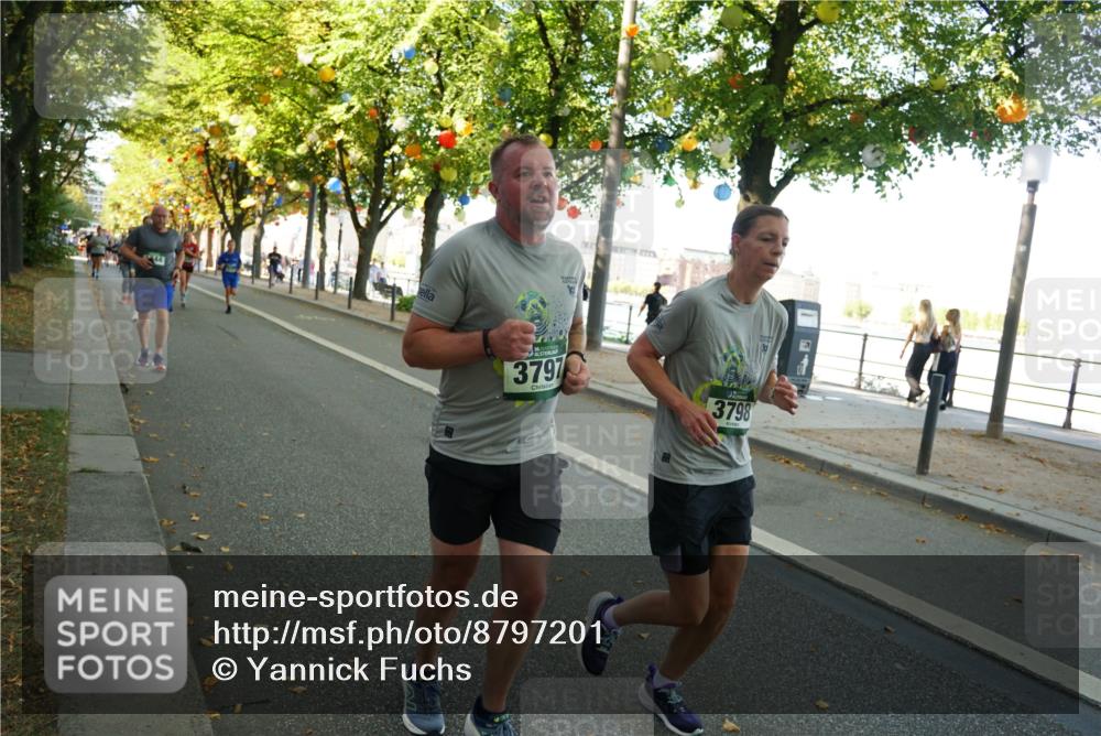 07.09.2025 - BARMER Alsterlauf Yannick Fuchs http://msf.ph/oto/8797201 07.09.2025 11:45:17 Laufen 10, 3797, 3798 meine-sportfotos.de