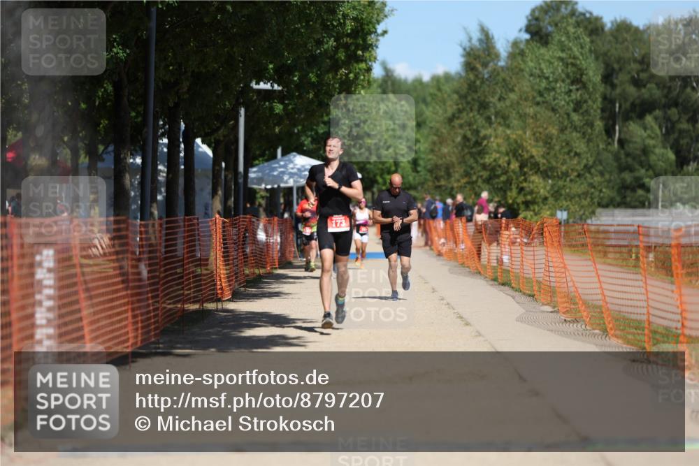 07.09.2025 - 19. Norderstedt Triathlon Michael Strokosch http://msf.ph/oto/8797207 07.09.2025 13:04:18 Laufen 173 meine-sportfotos.de