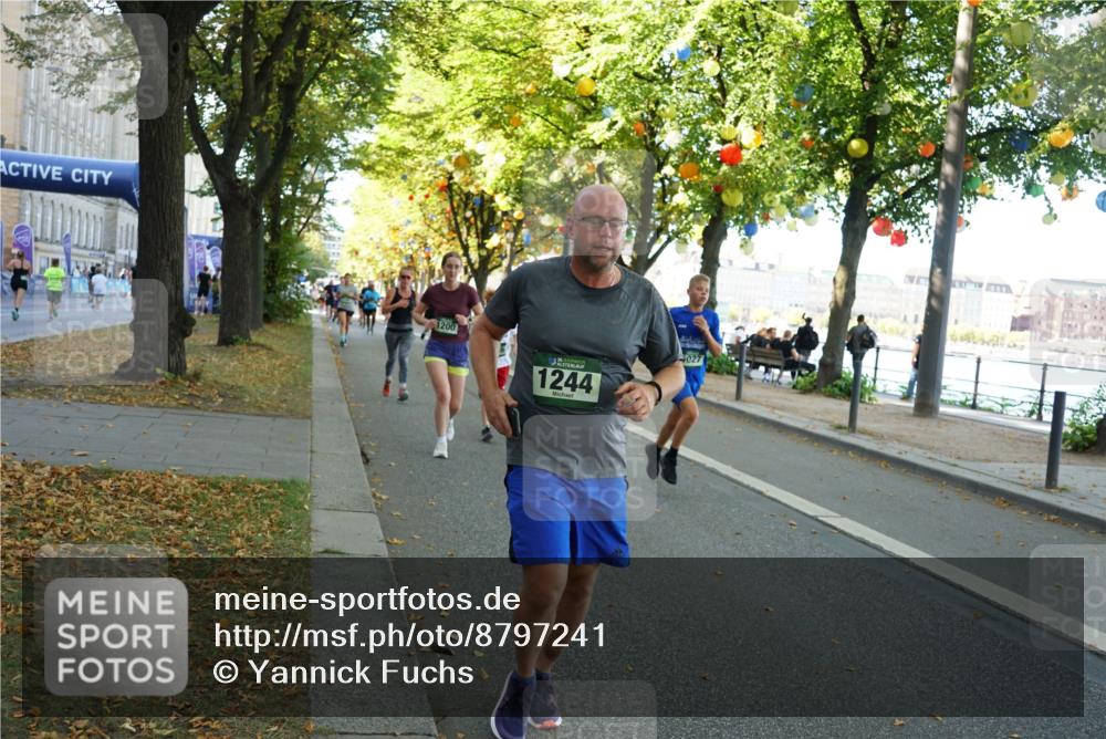 07.09.2025 - BARMER Alsterlauf Yannick Fuchs http://msf.ph/oto/8797241 07.09.2025 11:45:20 Laufen 1200, 1244, 027 meine-sportfotos.de