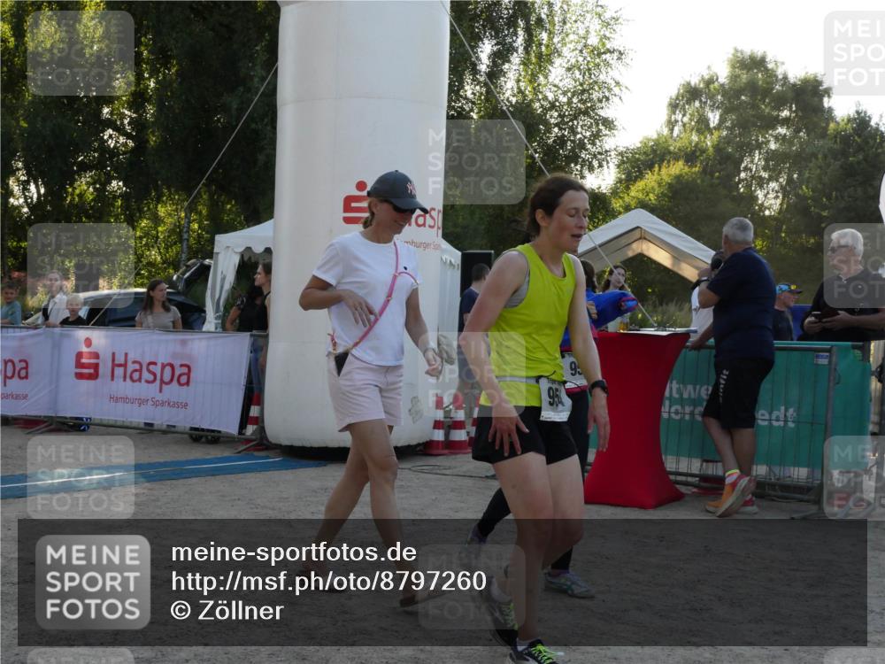 07.09.2025 - 19. Norderstedt Triathlon Zöllner http://msf.ph/oto/8797260 07.09.2025 17:29:58 Ziel 954 meine-sportfotos.de